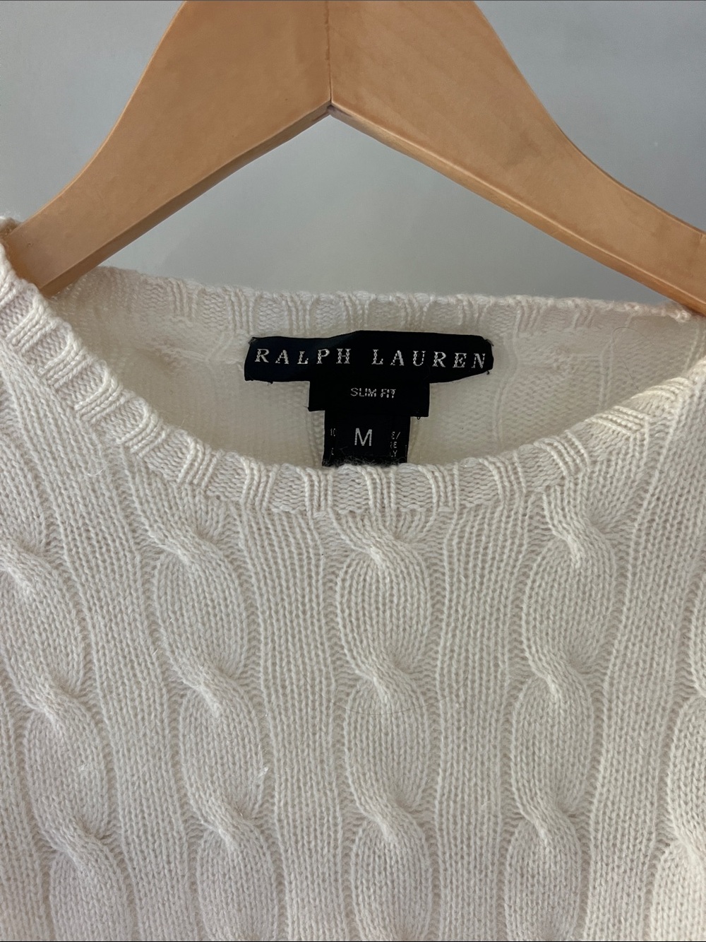 Ralph Lauren Black Label Cashmere Cable-Knit Crewneck slim Sweater - Picture 2 of 6